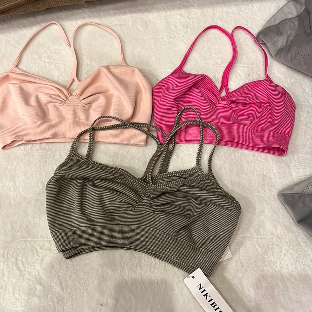 COPY - Bundle of sports bra 2 tone stripes 5x100$ - Picture 16 of 17